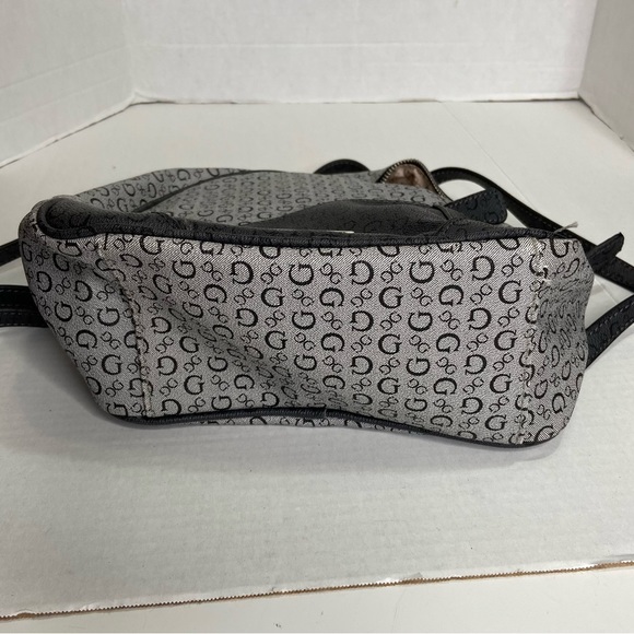 Guess Gray Signature Backpack Purse Bag - Picture 10 of 10